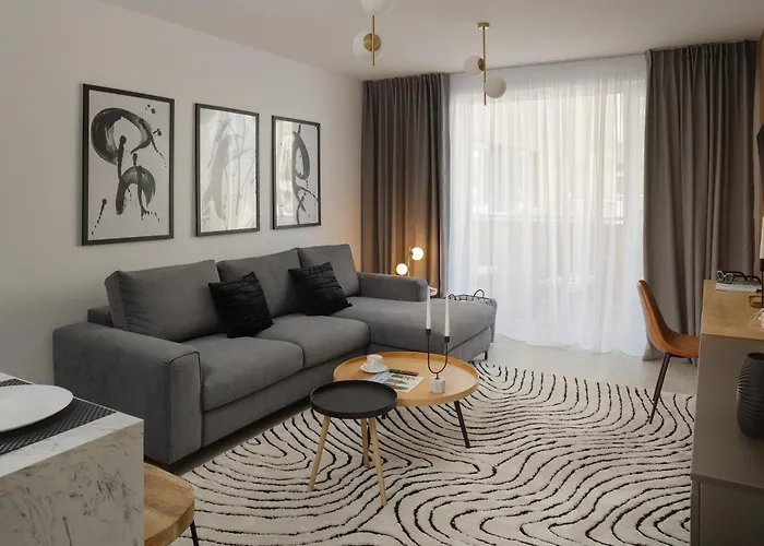 Apartment Chic At Urban *