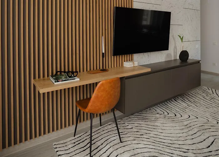 Apartment Chic At Urban *